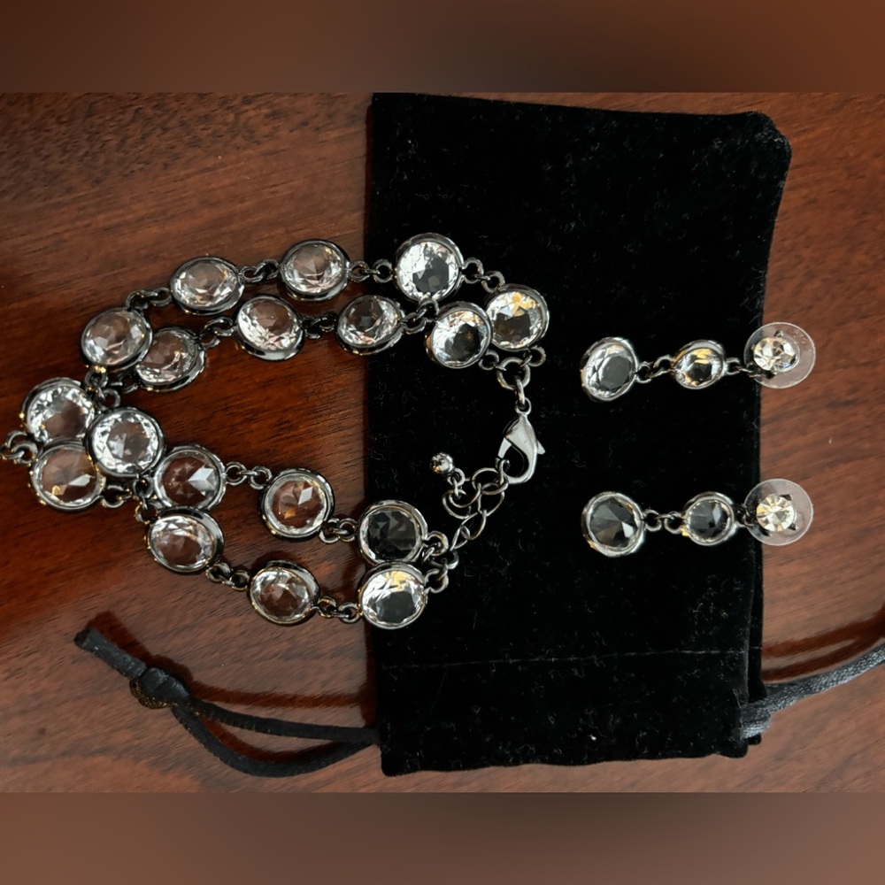 Double strand bracelet with earrings